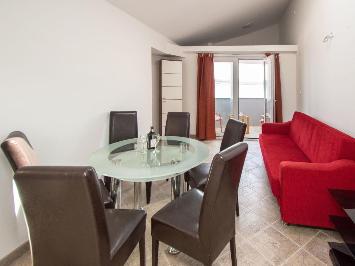 Apartment Ivana-4 By Interhome Raslina Exterior foto